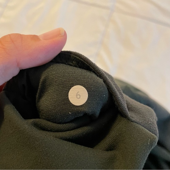 Lululemon Olive Green Leggings - Picture 10 of 10
